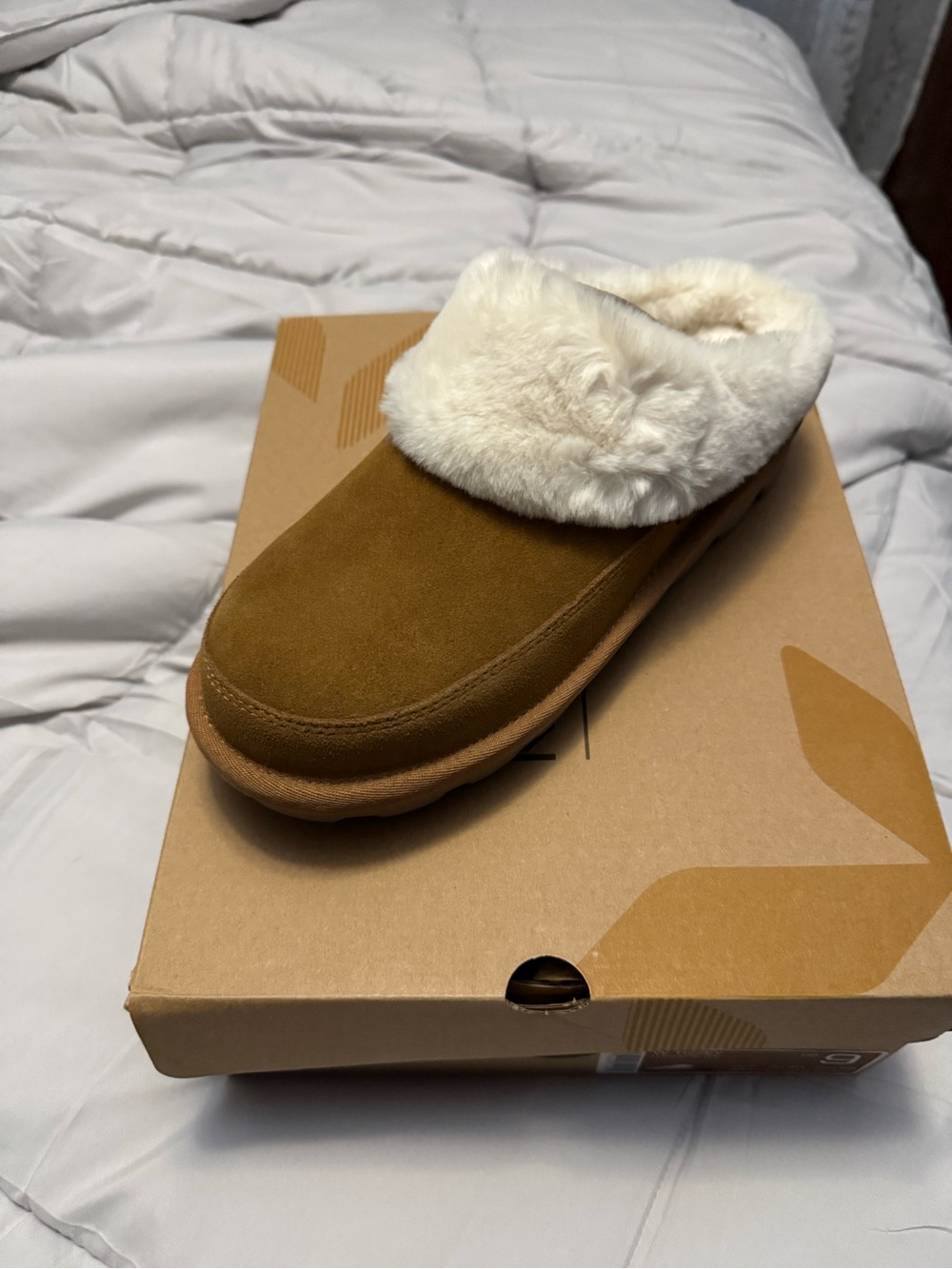 Koolaburra Chestnut Suede Clog Slippers with Cream Faux-Fur Collar